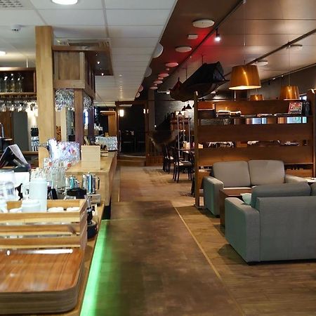 Hotel Guossi Каригасниеми Екстериор снимка