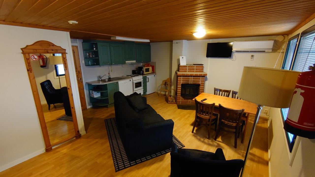 Hotel Guossi Каригасниеми Екстериор снимка