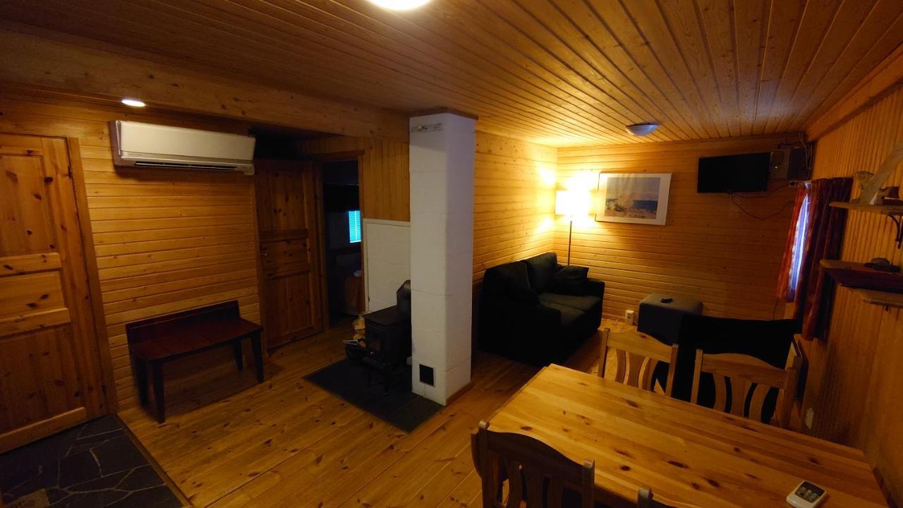 Hotel Guossi Каригасниеми Екстериор снимка